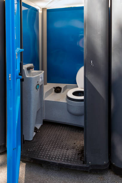 Porta potty delivery and setup in Truckee, CA